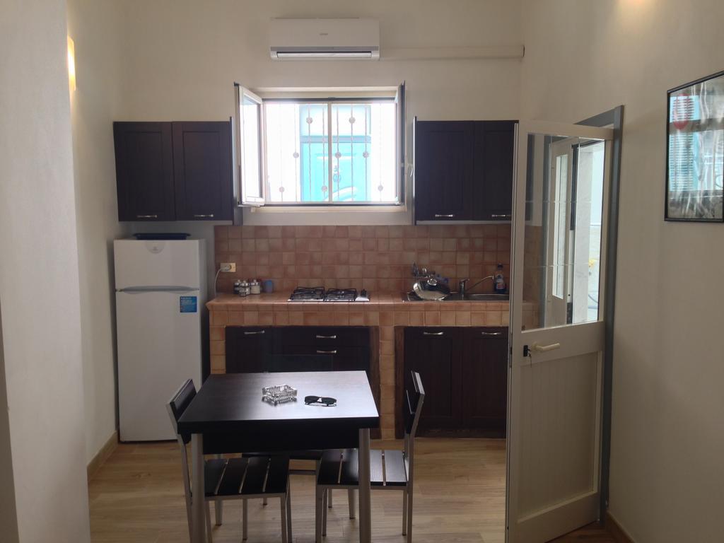 Casa Petra - Mini Open Space Apartment Brindisi Cameră foto